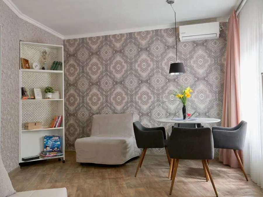 1-комн. рядом с парком, 39 м², ул. Ольховская, 10/2 — главное фото квартиры посуточно в Кисловодске