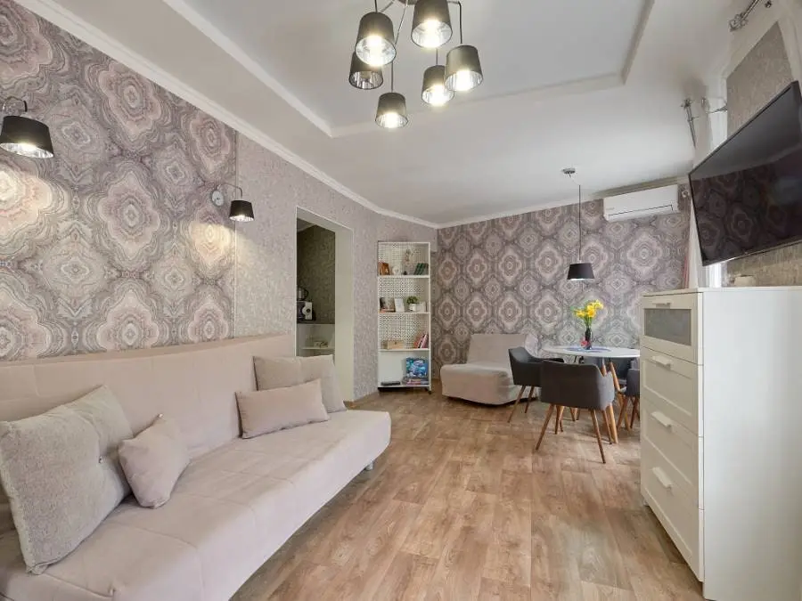 1-комн. рядом с парком, 39 м², ул. Ольховская, 10/2 — фото квартиры посуточно в Кисловодске №2