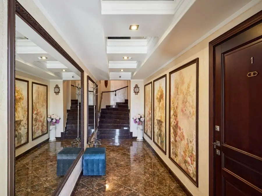 2-комн. возле Никольского собора, 56 м², ул. Подгорная, 18 — фото квартиры посуточно в Кисловодске №2