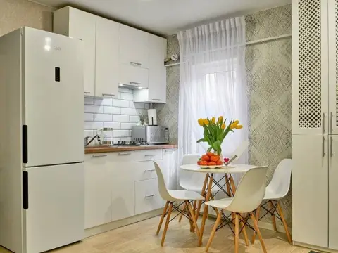 2-комн. в центре Кисловодска, 42 м² — квартира посуточно в Кисловодске, ул. Куйбышева, 21
