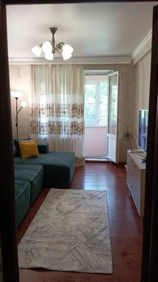2-комн. рядом с прогулочной зоной, 54 м², ул Тельмана, д 27 — фото квартиры посуточно в Кисловодске №3