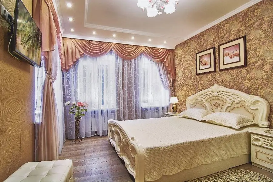 2-комн. в парковой зоне, 60 м², ул. Лермонтова, д. 34 — главное фото квартиры посуточно в Кисловодске