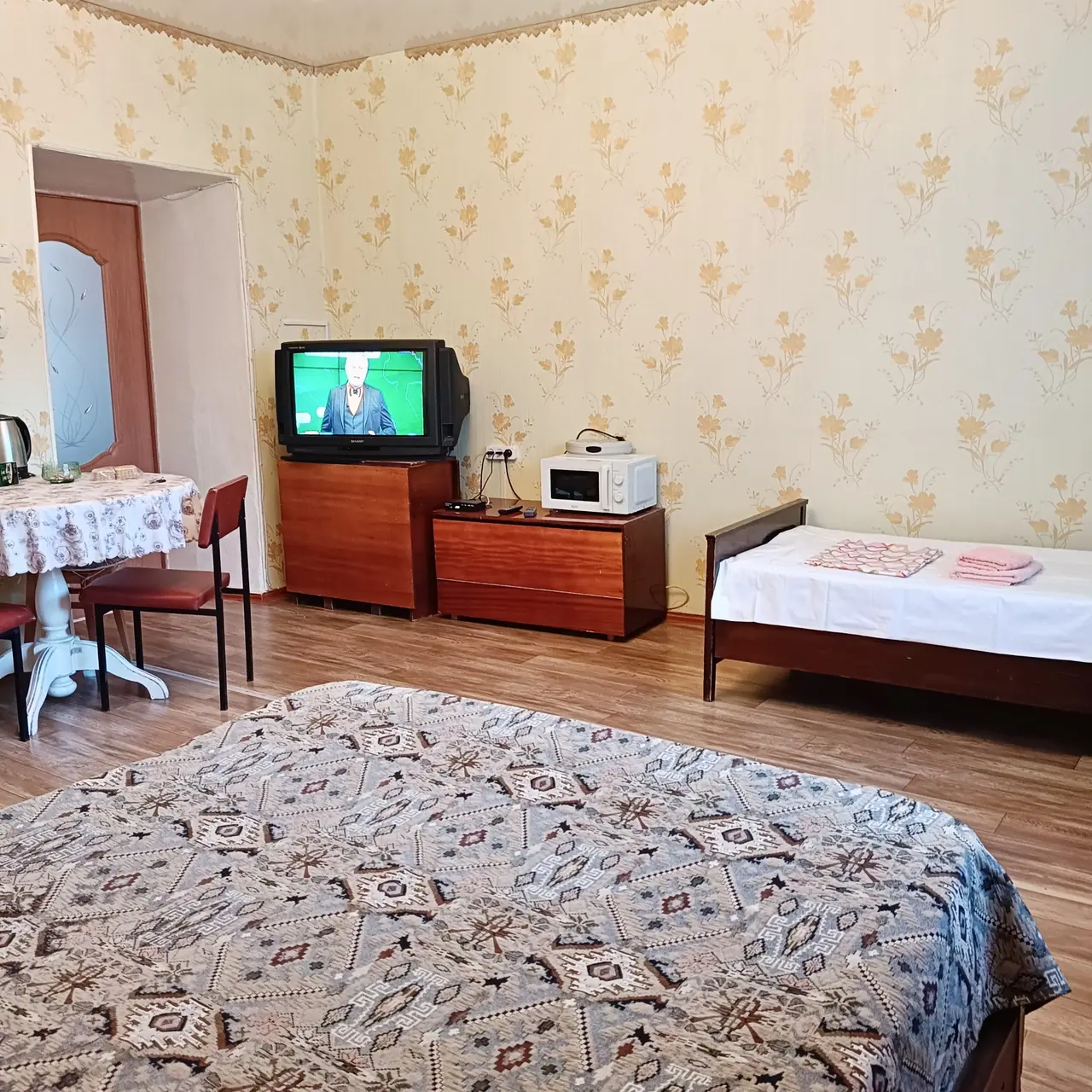 1-комн., 35 м² — Никольский собор, 4 мин пешком, ул. Ермолова, 6 — фото квартиры посуточно в Кисловодске №3
