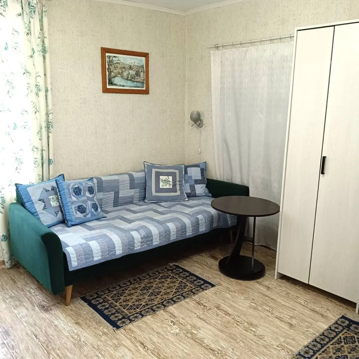 1-комн. возле Никольского собора, 30 м², ул. Гагарина, д. 14 — фото квартиры посуточно в Кисловодске №2