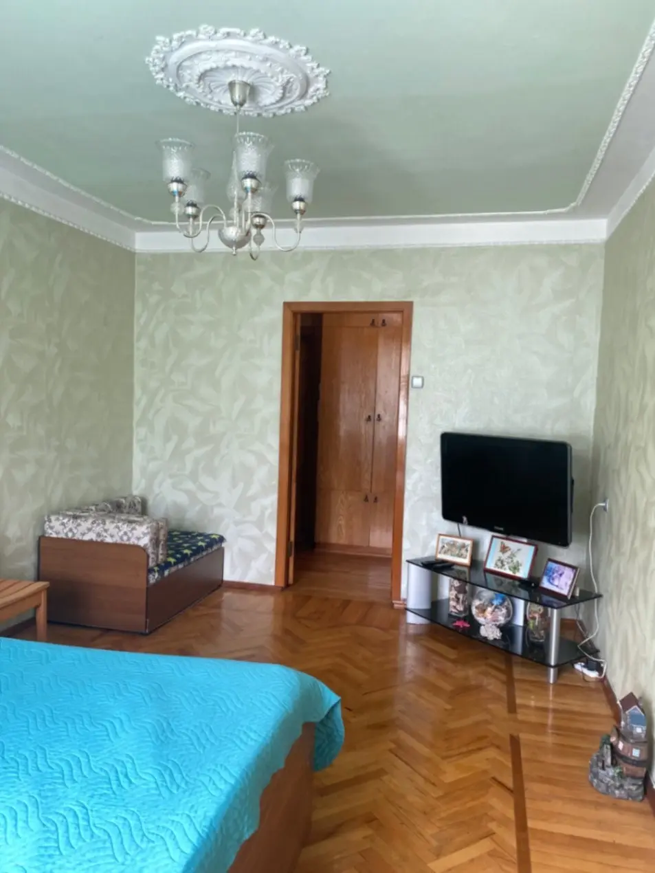 1-комн., 40 м², ул. Азербайджанская,1 — фото квартиры посуточно в Кисловодске №2