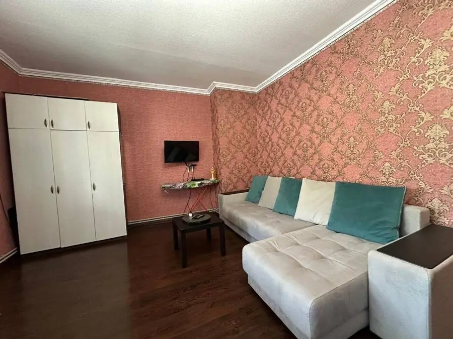 1-комн. у Курортного бульвара, 45 м², ул Чкалова, д 3 — фото квартиры посуточно в Кисловодске №2