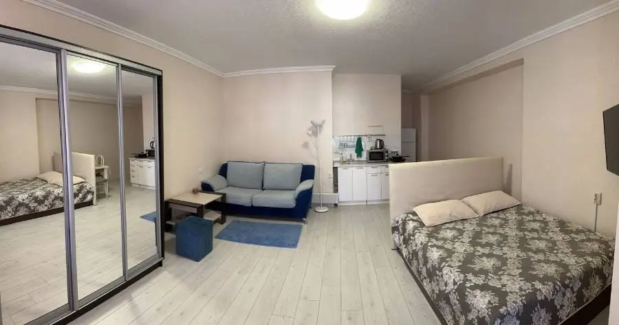1-комн. в центре Кисловодска, 45 м², ул Чкалова, д 3 — главное фото квартиры посуточно в Кисловодске