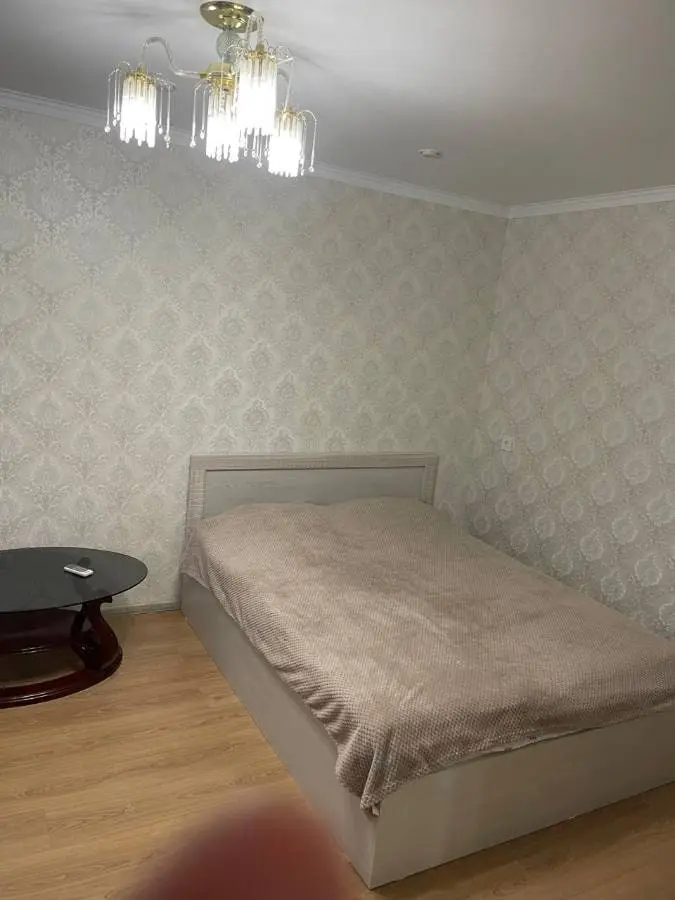1-комн. у зелёной зоны, 40 м², ул. Цандера, 1 — главное фото квартиры посуточно в Кисловодске