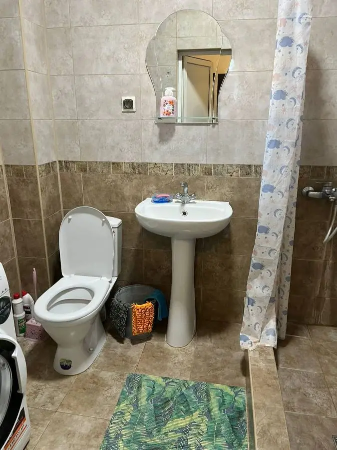 2-комн. в курортной зоне, 52 м², ул. Одесская, 8 — фото квартиры посуточно в Кисловодске №3