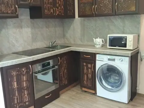 2-комн., 49 м² — Комсомольский парк, 7 мин пешком — квартира посуточно в Кисловодске, ул. К. Либкнехта, 15