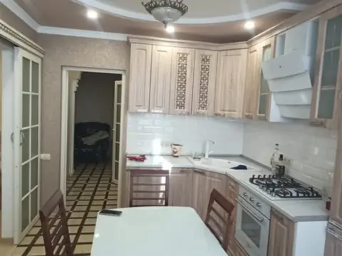 2-комн. в районе санатория Москва, 70 м² — квартира посуточно в Кисловодске, ул. Гайдара, 17/2
