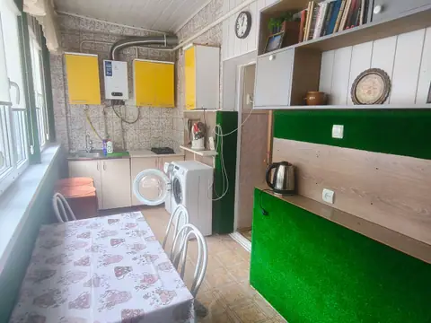 3-комн., 55 м² — Нарзанная галерея, 4 мин пешком — квартира посуточно в Кисловодске, ул. Красноармейская, 9