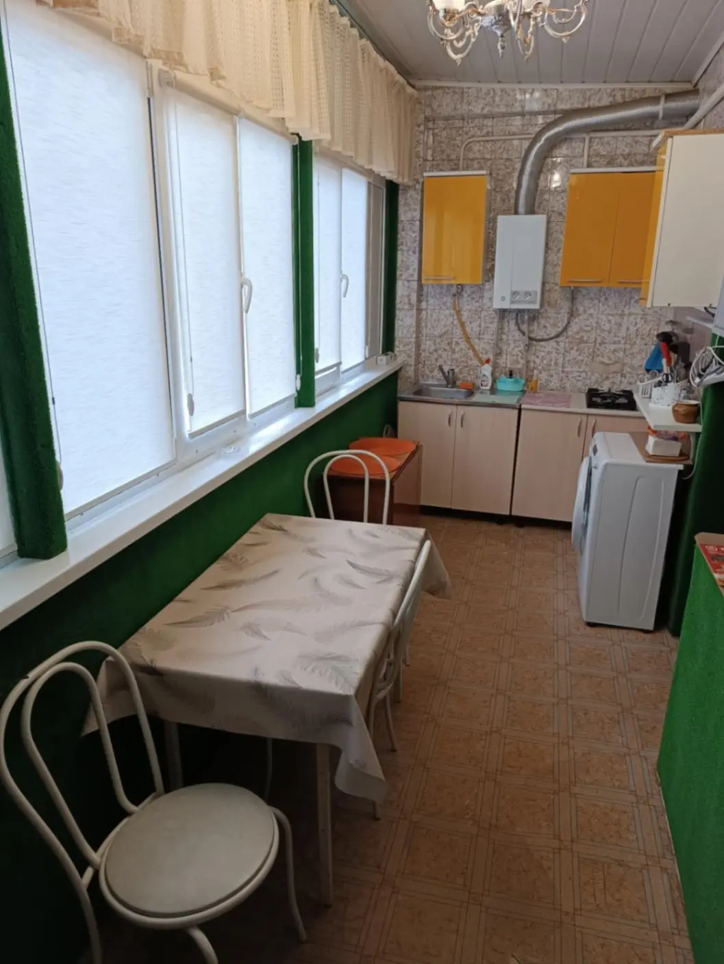 3-комн. возле Нарзанной галереи, 55 м², ул. Красноармейская, 9 — фото квартиры посуточно в Кисловодске №2