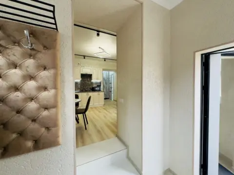 2-комн. у Нарзанной галереи, 52 м² — квартира посуточно в Кисловодске, пр. Мира, 4 
