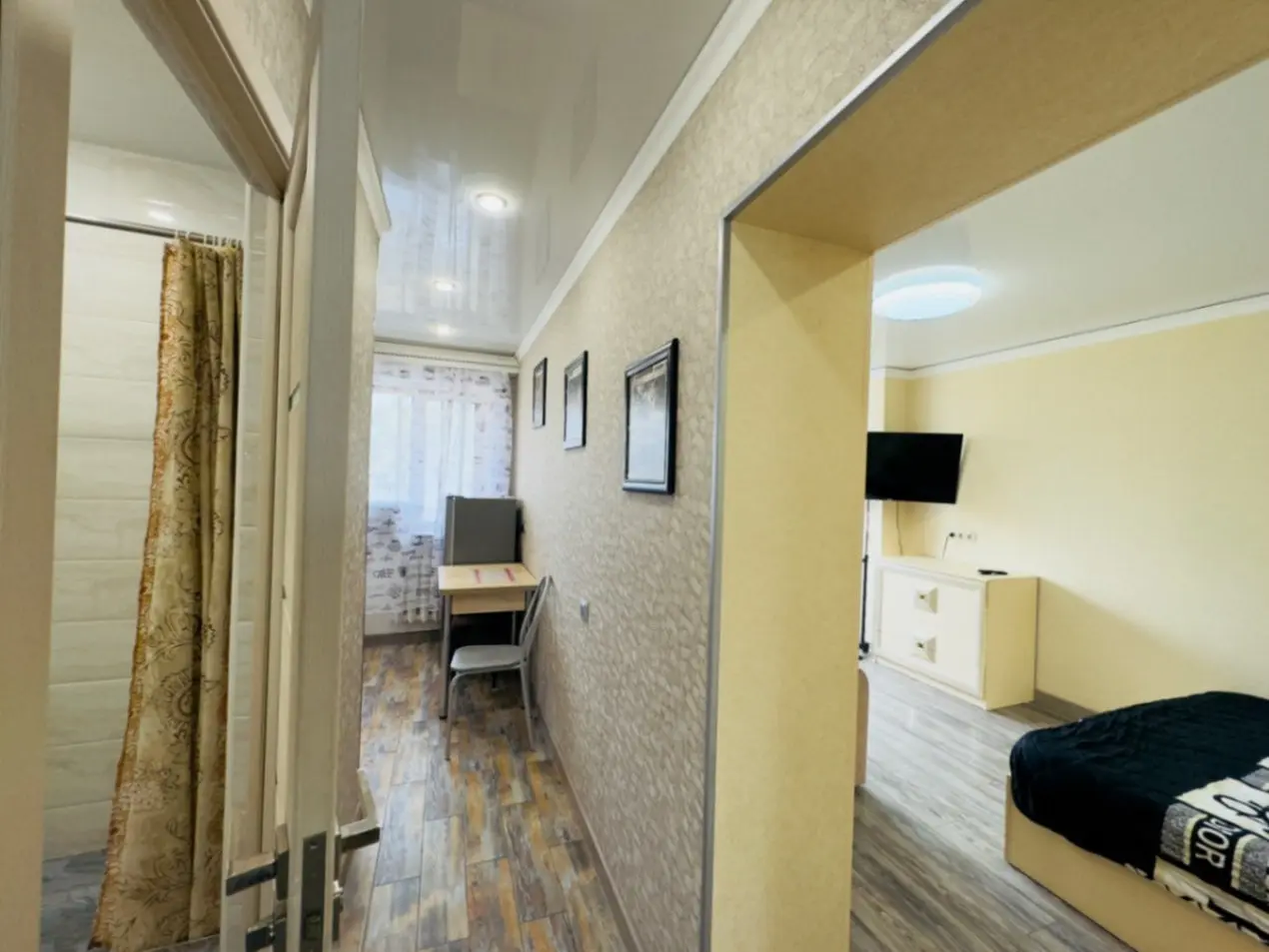 1-комн. в центре Кисловодска, 35 м², пр. Мира, 5 — фото квартиры посуточно в Кисловодске №2