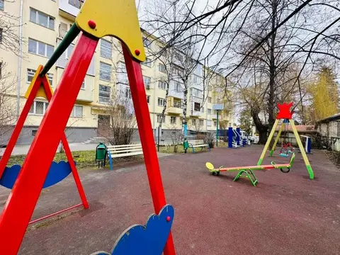 1-комн. возле Нарзанной галереи, 33 м² — квартира посуточно в Кисловодске, пр. Мира, д. 5
