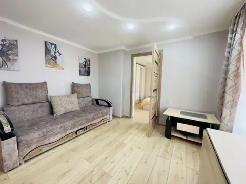 2-комн. в центре Кисловодска, 50 м² — квартира посуточно в Кисловодске, пер. Яновского, 11