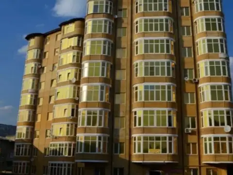1-комн., 45 м² — ул. Красивая — квартира посуточно в Кисловодске, ул. Красивая, 30