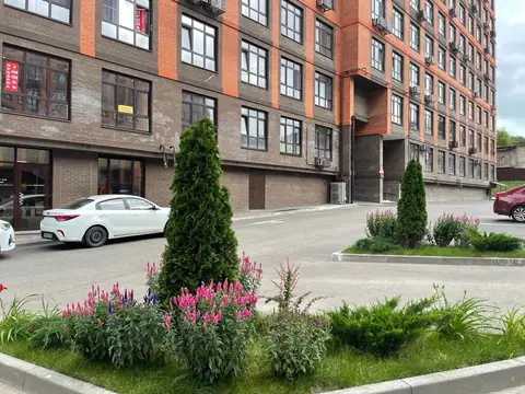 1-комн., 43 м² — Комсомольский парк, 10 мин пешком — квартира посуточно в Кисловодске, ул. 40 лет Октября, 37