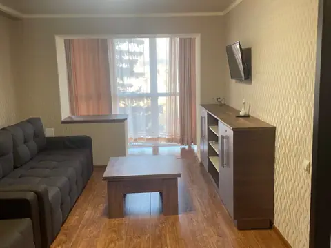2-комн., 60 м² — Комсомольский парк, 8 мин пешком — квартира посуточно в Кисловодске, ул. Героев Медиков, 20
