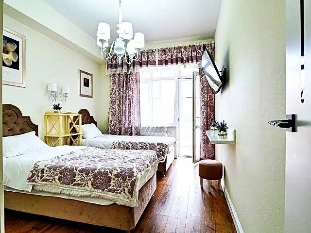 2-комн., 60 м², ул. Декабристов, 36/1 — главное фото квартиры посуточно в Кисловодске