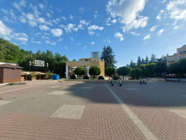 Октябрьские ванны в Кисловодске